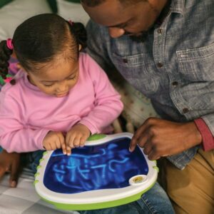 Crayola Toddler Touch Lights, Musical Doodle Board - Image 7